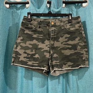 Universal Thread Denim Camo Shorts